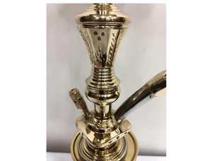 ชุดบารากุทองเหลืองแบบดั้งเดิมสุดหรู รุ่นมินิ แบบงอ พร้อมฐานแก้วคุณภาพสูงเคลือบเงาสลักลายด้วยมืออย่างประณีต สำหรับสูบบารากุ - Product Image 3