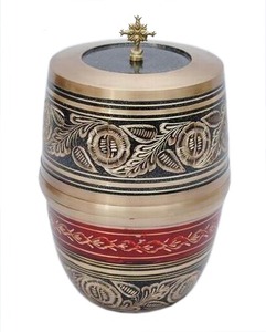 Luxury Choice Urnas de metal de latón Urnas de entierro con grabados de belleza y la figura de Jesucristo, tamaño grande - Product Image 4