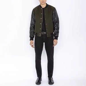 เสื้อแจ็คเก็ตวาร์ซิตี้ผู้ชายคุณภาพสูง แบบเรียบง่าย คอปกกลม โลโก้ด้านหน้า ผ้าแคนวาสหนา สำหรับฤดูหนาว แห้งเร็ว ปรับแต่งได้ ขายส่ง - Product Image 2