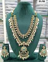 Ensemble collier et boucles d'oreilles assortis pour femmes, dernier modèle, plaqué or à deux couches, perles indiennes fantaisie traditionnelles et perles Kundan.