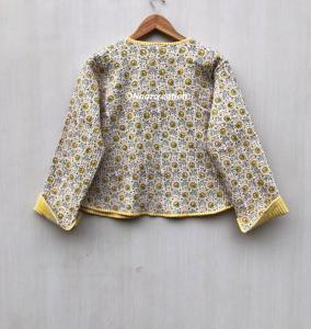 Vestes bohèmes florales matelassées faites à la main, style floral en coton, veste manteau automne hiver, streetwear réversible, cadeau pour elle - Product Image 3