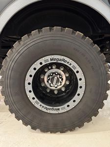 Ford F-250 Super Duty 4x4 MegaRexx 2021 d'occasion, excellent état, prêt à être expédié - Product Image 4