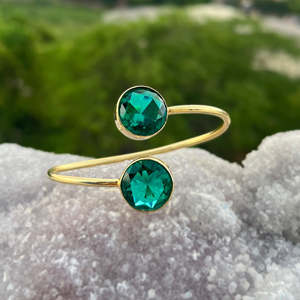 กำไลข้อมือแบบเปิดด้านหน้าประดับด้วยอะพาไทต์ควอตซ์หรูหรา ชุบทอง 18k รูปทรงกลม ประดับพลอยสองเม็ด ปรับขนาดได้ - Product Image 6