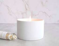 Pot à bougie en cire de soja en métal simple personnalisable, revêtement en poudre blanche, écologique, décoratif pour la maison, pot de Noël pour les anniversaires - Product Image 2