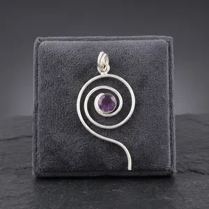 Colgante de Plata de Ley 925 con Amatista Natural, Corte Redondo, Bañado en Plata con Engaste de Bisel, para Mujer - Product Image 6