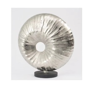 Figurine de Table de Style Bole Accent décoratif fini argent pour pièce maîtresse de table salon bureau Displ - Product Image 5