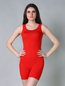 Camisole rouge extensible Premium pour femmes Confort luxueux Style sans effort Fabriqué à partir de nylon durable Couleur Pop Confort ultime - Product Image 2