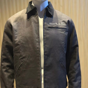 เสื้อแจ็คเก็ตผู้ชายแบบย้อมสีเอซิด สไตล์ลำลองสำหรับกิจกรรมกลางแจ้ง แบบซิป  ผ้าแคนวาสเด็กซ์  แบบทรัคเกอร์  น้ำหนัก 12 ออนซ์  แบบดีทรอยต์ บอมเบอร์ สำหรับผู้ชาย - Product Image 1