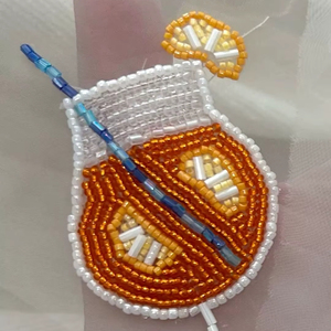 Breloques de sac brodées de perles avec pour cadeau personnalisé Breloques de sac brodées de perles légères utilisant des perles de haute qualité - Product Image 1