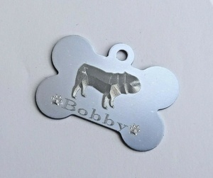 Etiquetas de cuello en forma de hueso de metal de alta calidad en nombre personalizado en precios al por mayor etiquetas de cuello de metal en recubrimiento en polvo - Product Image 5