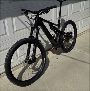 NOUVEAU VÉLO DE MONTAGNE ÉLECTRIQUE ENTIÈREMENT ÉLECTRIFIÉ POUR VENDITE MONDIALE - Vélo de montagne enduro en carbone TreIks Slash 9.8 XT Gen 5 authentique - Product Image 1