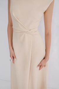 Trendy 2024 Long Dress Long <b>Shape</b> Yuri <b>Twist</b> Midi Dress Sand Jacquard Fabric Personalized Brand Whiteant Vietnam Wholesaler - Product Image 5