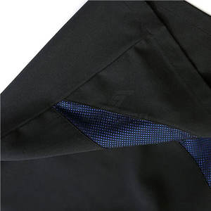 Meilleur prix Short de gym décontracté avec élastique taille moyenne Design de couleur unie durable Short de fitness respirant et écologique à porter facilement - Product Image 3