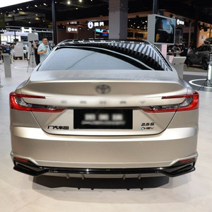 Berline hybride d'occasion de taille moyenne, à faible consommation de carburant, transmission intégrale automatique, état propre, véhicule d'importation - Product Image 2