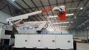 Plataforma Elevadora Aérea TKA CA13.5 ATI - Alcance de 13.5 Metros, Modelo Articulado TKA CA13.5 ATI, Canasta Individual, 46Kv - PRECIO SOBRE CONSULTA - Product Image 2