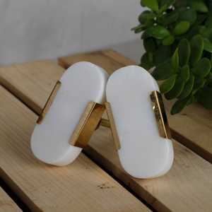 Boutons en marbre de pierre polie à la main, couleur, forme et taille personnalisées, fabriqués en Inde - Product Image 3