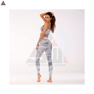 Ensemble de yoga sans manches pour femmes, de haute qualité, en spandex/polyester, vêtements de sport respirants et légers, taille XXL, uni, personnalisable sur le devant - Product Image 2