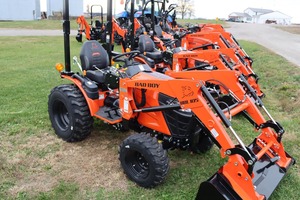 ราคาโรงงาน รถแทรกเตอร์ Bad Boyy 1025H ขับเคลื่อน 4 ล้อ สำหรับใช้งานในฟาร์มและสวน, ราคาแทรกเตอร์ขนาดเล็กมือสองสำหรับใช้งานในฟาร์ม - Product Image 3