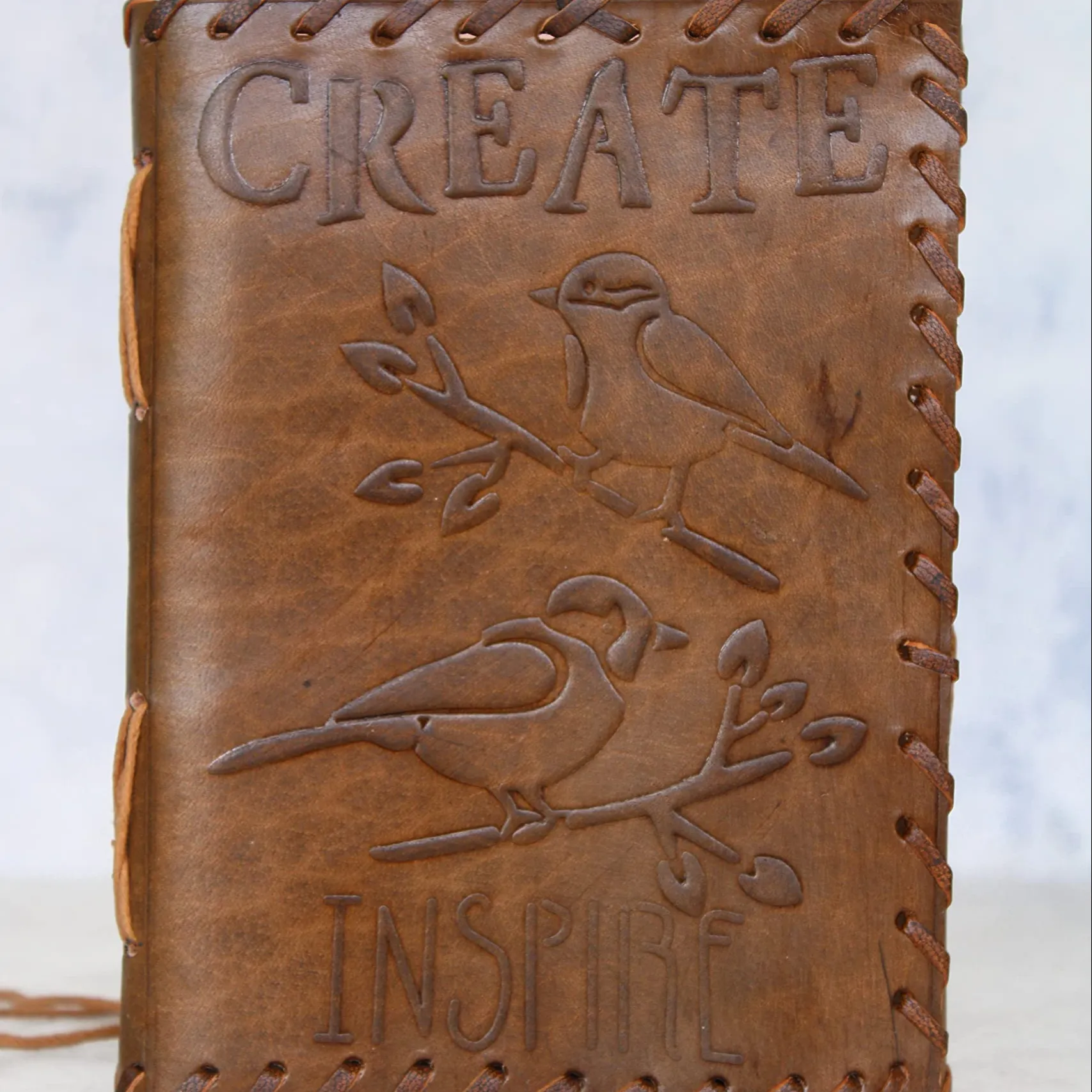 Créez et inspirez un cahier en cuir Vintage DIY Junk Journal Gothic Gift pour hommes et femmes au prix de gros