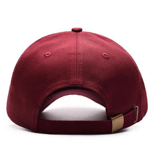 Gorra de béisbol clásica ligera 2025, gorra deportiva de alta calidad hecha en Pakistán, tela transpirable con estilo deportivo - Product Image 2