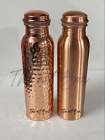 Bouteille d'eau indienne en cuivre pur faite à la main Avantages pour la santé ayurvédique Conception étanche Verres en cuivre écologiques et durables