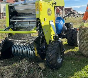 Empacadora de heno de alta calidad/Mini máquina empacadora de heno hierba/Tractor redondo empacadora de heno directo de fábrica - Product Image 4