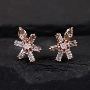 ต่างหูเพชรเม็ดเดี่ยวประดับอัญมณีสีโรสโกลด์สำหรับผู้หญิง0.83 ct.marquise Baguette แบบแข็งสีโรสโกลด์14K สำหรับปีใหม่/เกียวาเลนไทน์ - Product Image 1