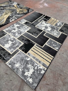 Alfombra Turca de Poliéster Afelpada Adiva, Tejida a Máquina con Diseño Jacquard, de Pelo Alto, Acolchada, Reversible, Lavable, Antideslizante y Antimicrobiana - Product Image 3