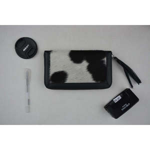 Portefeuille pour femme LAXURA en cuir de vachette véritable, élégant et stylé - Product Image 1