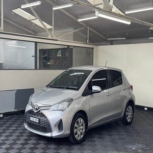 Toyota yariss รถมือสองสดและสะอาดไม่มีอุบัติเหตุราคาที่ดีที่สุดรถพวงมาลัยซ้ายและขวามีการจัดส่งที่รวดเร็ว - Product Image 5