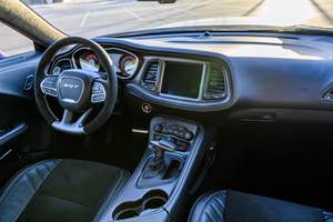 Challenger SRT Demon 170 2023, Motor V8 Supercargado de 1,025 HP, Plum Crazy # 94 de los 3,300 producidos - Product Image 4