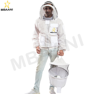 Veste d'abeille à trois couches de couleur blanche avec voile rond et voile d'escrime. - Product Image 4