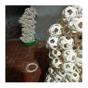 Bola de ratán hecha a mano de Vietnam, proveedor de artesanías decorativas, exportador mayorista para pedidos a granel, precio competitivo - Product Image 1