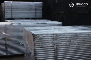 Barrière événementielle portable en acier emboîtable pour le contrôle des foules, fabriquée au Vietnam, certifiée ISO, portillon de sécurité durable en promotion - Product Image 3