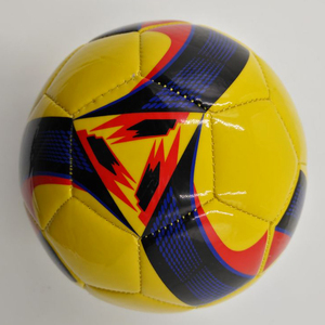 Compétition sportive pratique du ballon de football ballon de football rouge imprimé sublimé Football pour équipes garçons matchs professionnels - Product Image 2