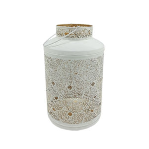 Lanterne en fer blanc moderne et impressionnante pour la décoration de la maison et l'éclairage de Noël, suspendue, faite à la main - Product Image 1