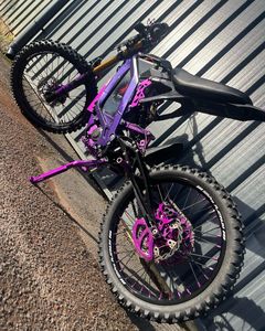 Approvisionnement direct d'usine, stock de qualité, 2025 Surron Light Bee X Sur Ron Vélo de montagne électrique, vélo de route électrique, vélo tout-terrain pour adultes - Product Image 5