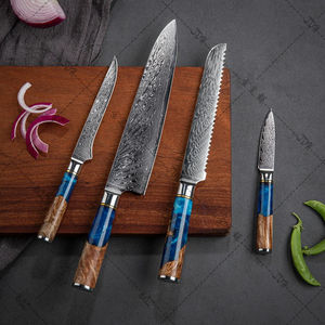 Cuchillo de Chef de 9.5 Pulgadas, Cuchillo de Cocina de Acero de Damasco de 67 Capas con Mango de Resina y Madera - Product Image 4