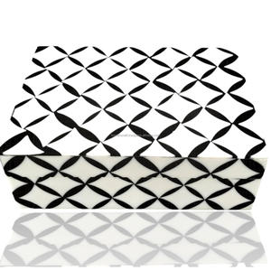 Boîte d'incrustation d'os spécifiquement une boîte de rangement décorative avec un motif hexagonal - Product Image 1