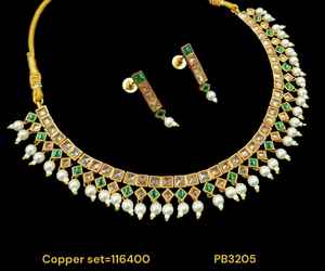 Premium forma cuadrada hermosa impresionante Kundan tachonado colgante chapado en oro cobre boda joyería con pendientes conjunto para mujer - Product Image 1