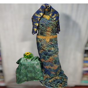 Soldes d'hiver : Tissu jacquard uni imprimé en velours twill slub de couture somalienne Maqbal, 100 % soie écologique, idéal pour les mariages et les événements spéciaux - Product Image 3