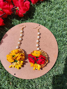 Bijoux ethniques traditionnels faits à la main, écologiques, floraux assortis, Maang Tikka, accessoires de mariée, accessoires de demoiselle d'honneur, pour Haldi et Mehndi - Product Image 3