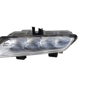 LUMIÈRE DE PARE-CHOCS AVANT DROITE RENAULT Captur Série 266059367R (13>19) - Product Image 3