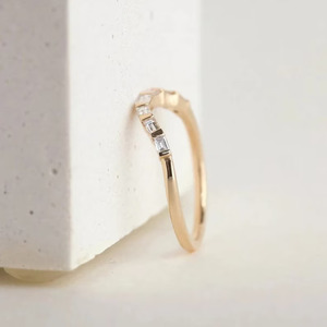 Bague de mariage de style célébrité personnalisée 10k 14k 18k bague de fiançailles éternité en or massif bagues Moissanite femmes hommes tarif de gros - Product Image 2