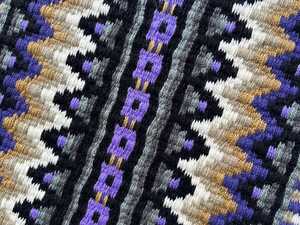 Tapis de selle Western Crystal Creek avec couverture de cheval faite à la main en mélange de couleurs uniques - Product Image 2