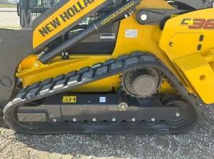 New Hollands C362 Track Skid Steer Loader Original y en buenas condiciones Versátil Tractor de troncos sobre orugas Cargador frontal - Product Image 2