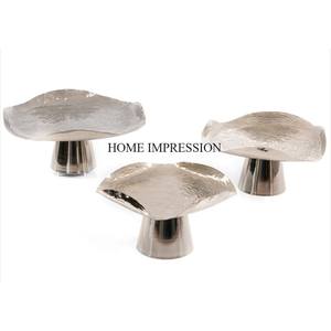 High Standard Quality Elegant and Sustainable Metal <b>Food</b> Serving <b>Tray</b> Set 3 Red Enamel Finish Fancy Attractive Look - Product Image 3