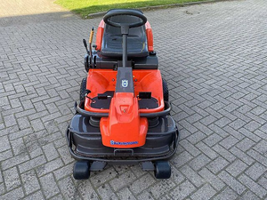 Cortadoras de césped Husqvarna usadas y nuevas con tracción a las ruedas en venta - Product Image 2