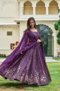 El mejor precio para el trabajo de secuencia de bordado de diseño moderno, Lehenga Choli de poliéster de seda paquistaní indio para mujer para fiesta de boda - Product Image 5