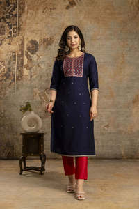 ชุดกางเกงเคอร์ติสแบบลำลองซักได้พิมพ์ลายดิจิตอล3ชิ้นลายปักจากอินเดียสินค้าส่งออกที่น่าสนใจ - Product Image 5